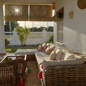 Alma Canos De Meca Villa